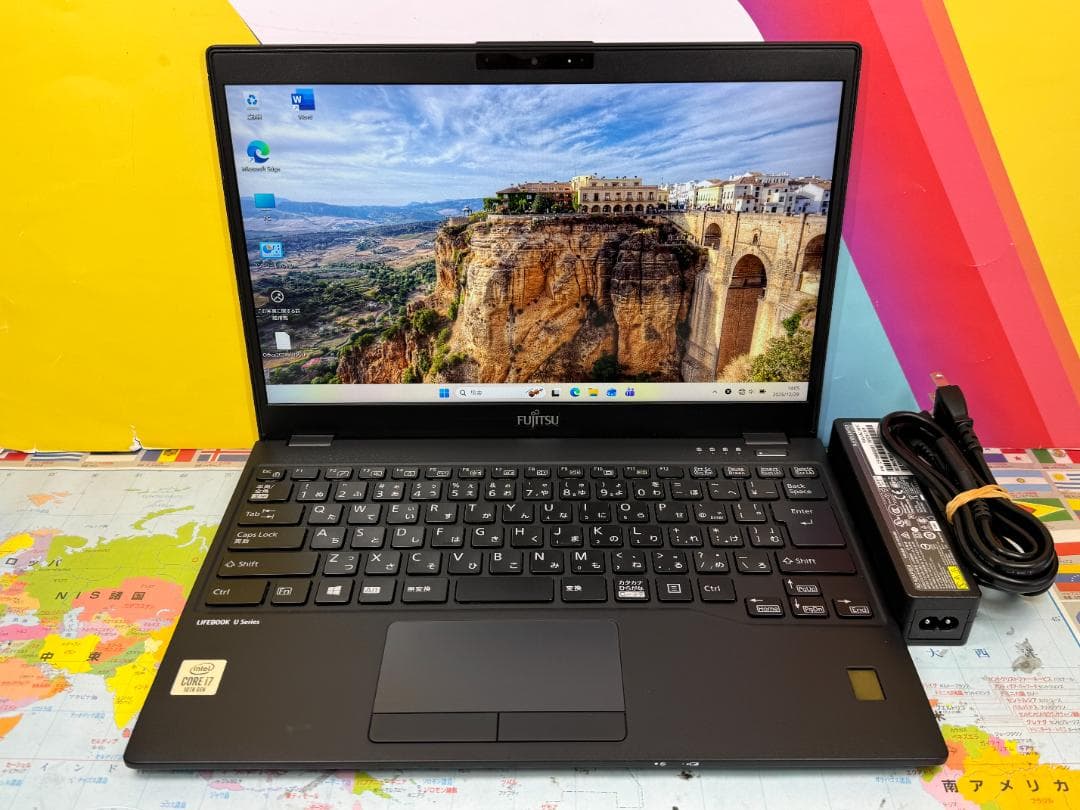 極美品 i7・16GB 富士通 U9310/DW 13.3型 綺麗 ノートPC