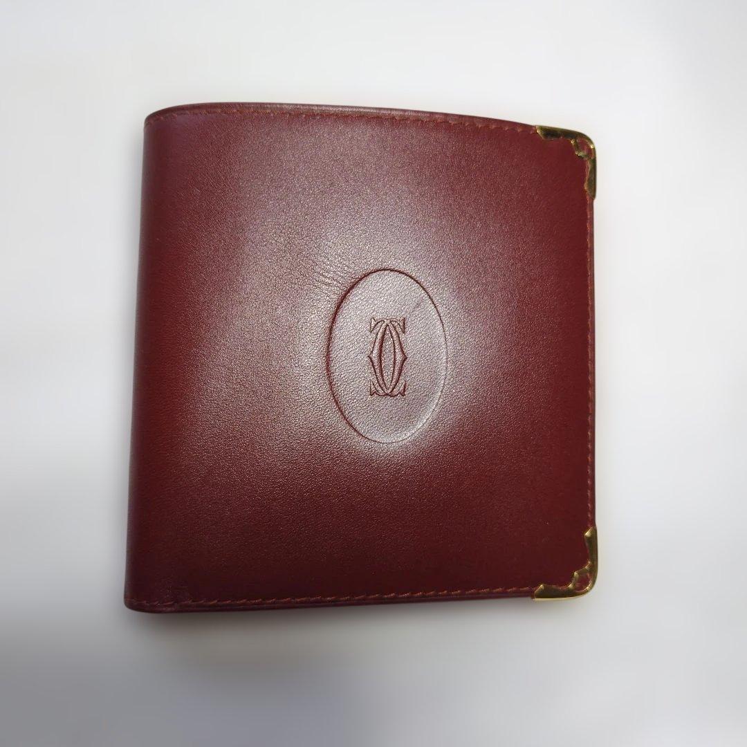 Cartier　二つ折り財布