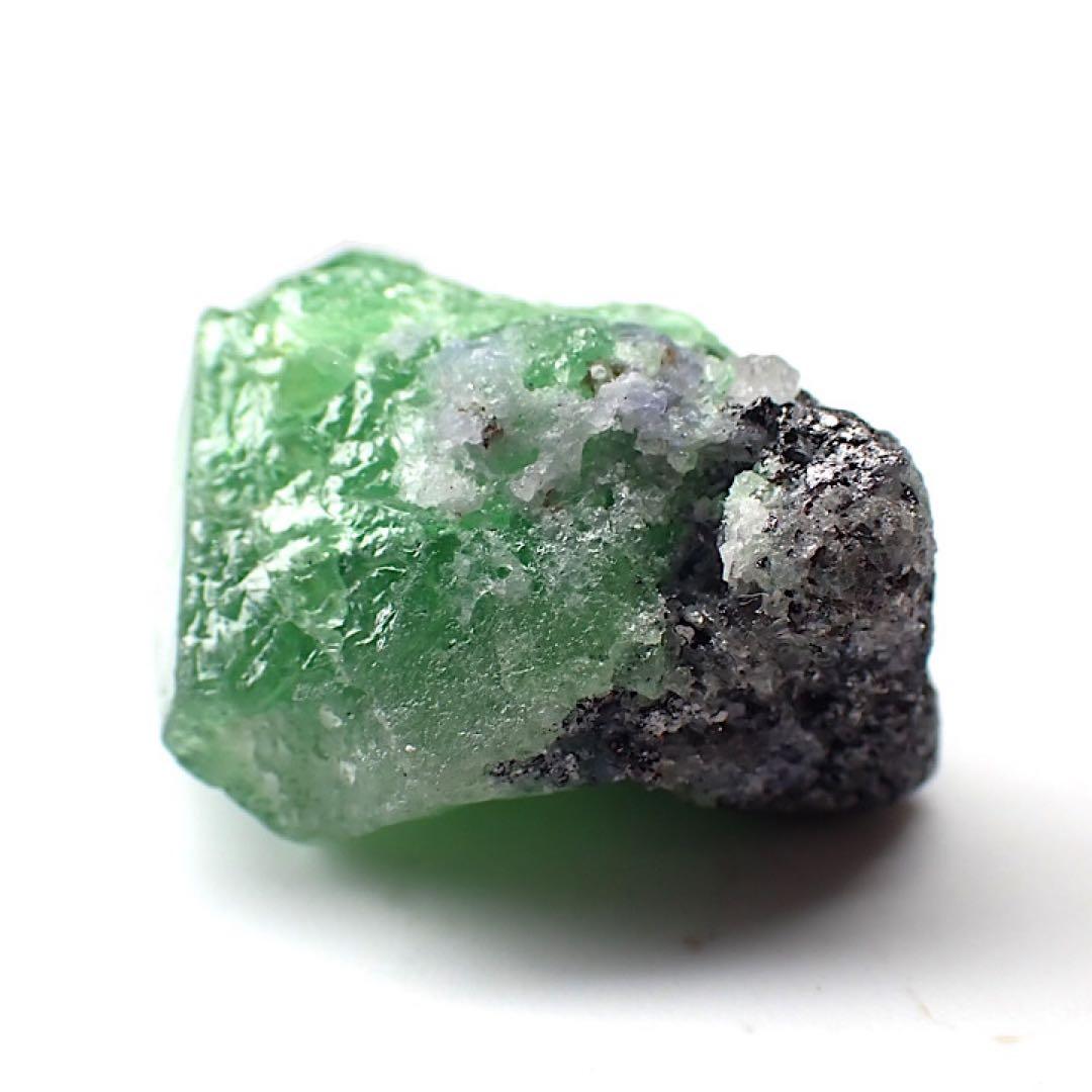 【タンザニア/メレラニ産】ツァボライト原石