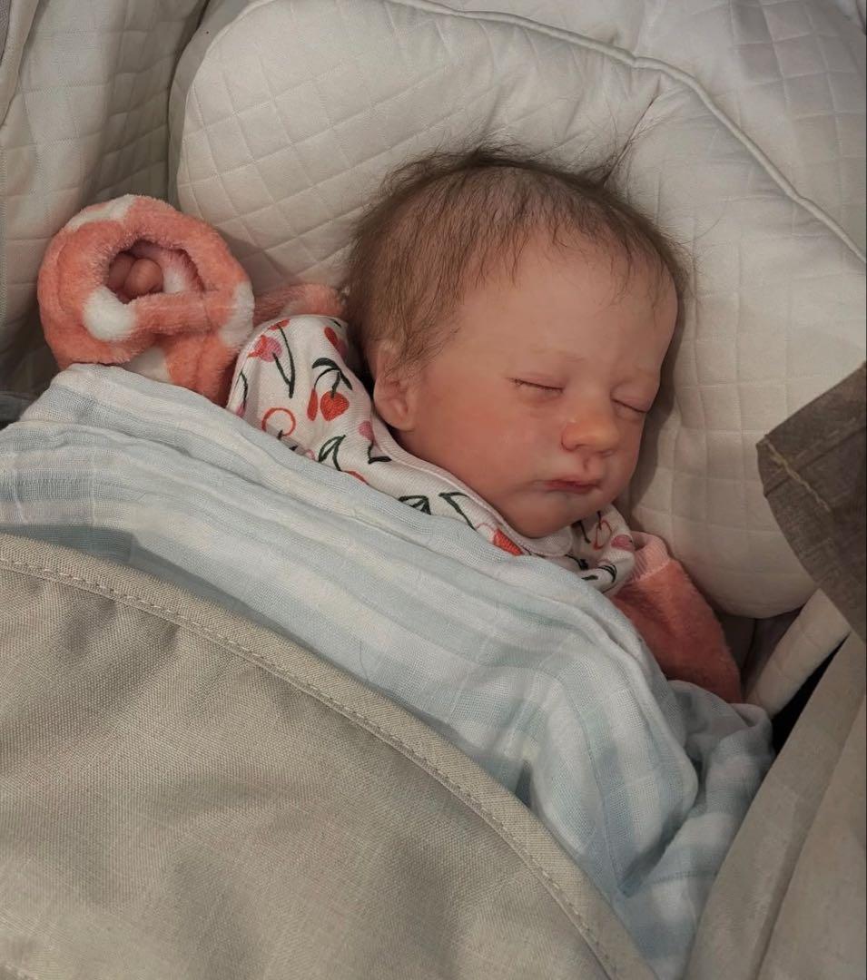 リボーンドール　リアルでかわいい子　アシュリー