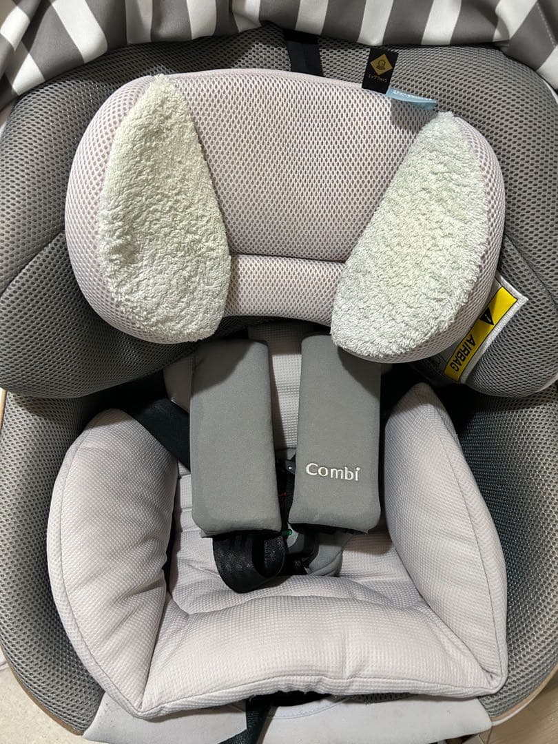 コンビ　クルムーヴスマートISOFIX