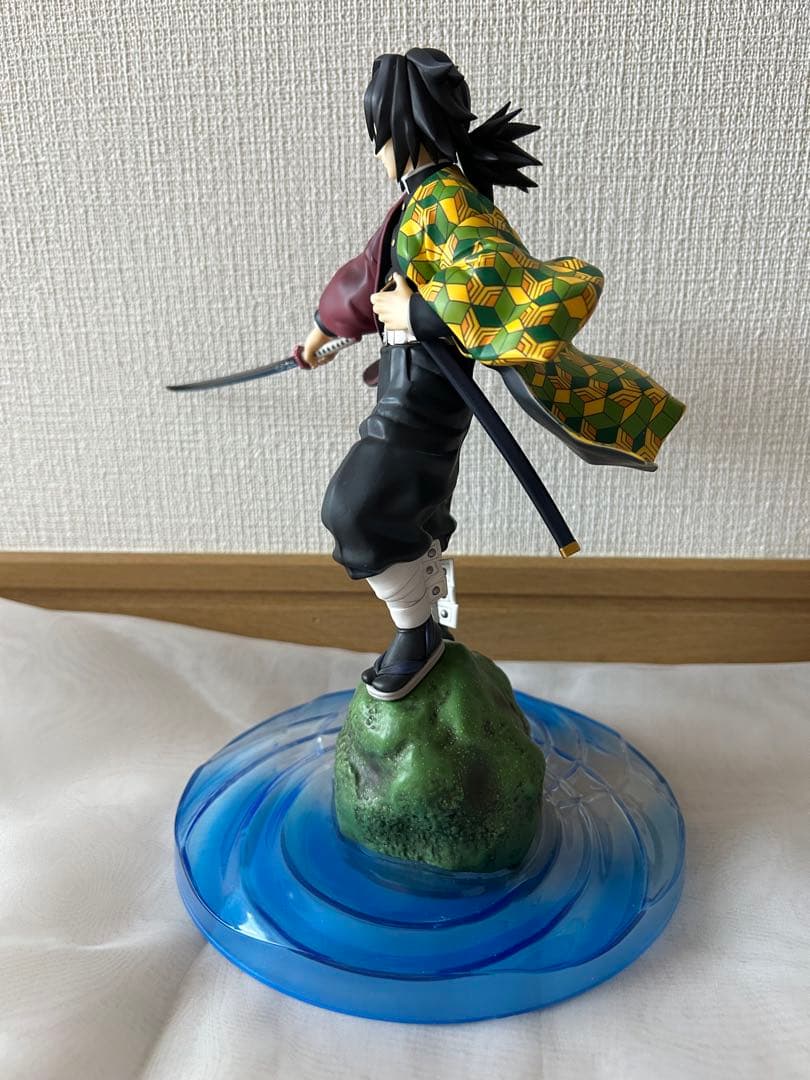 冨岡義勇 フィギュア GEM G.E.M メガハウス 鬼滅の刃　箱入り