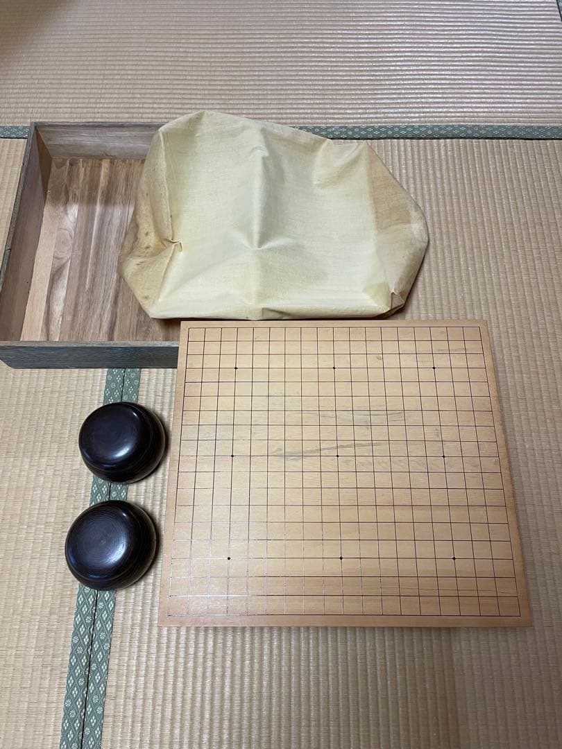 脚付　本榧　囲碁盤　囲碁盤と碁石　カバー付
