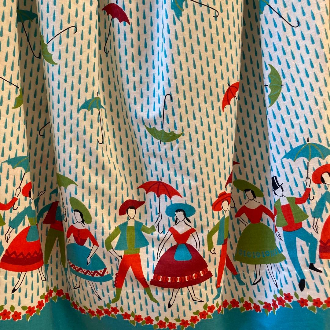 イギリスの可愛いヴィンテージスカート