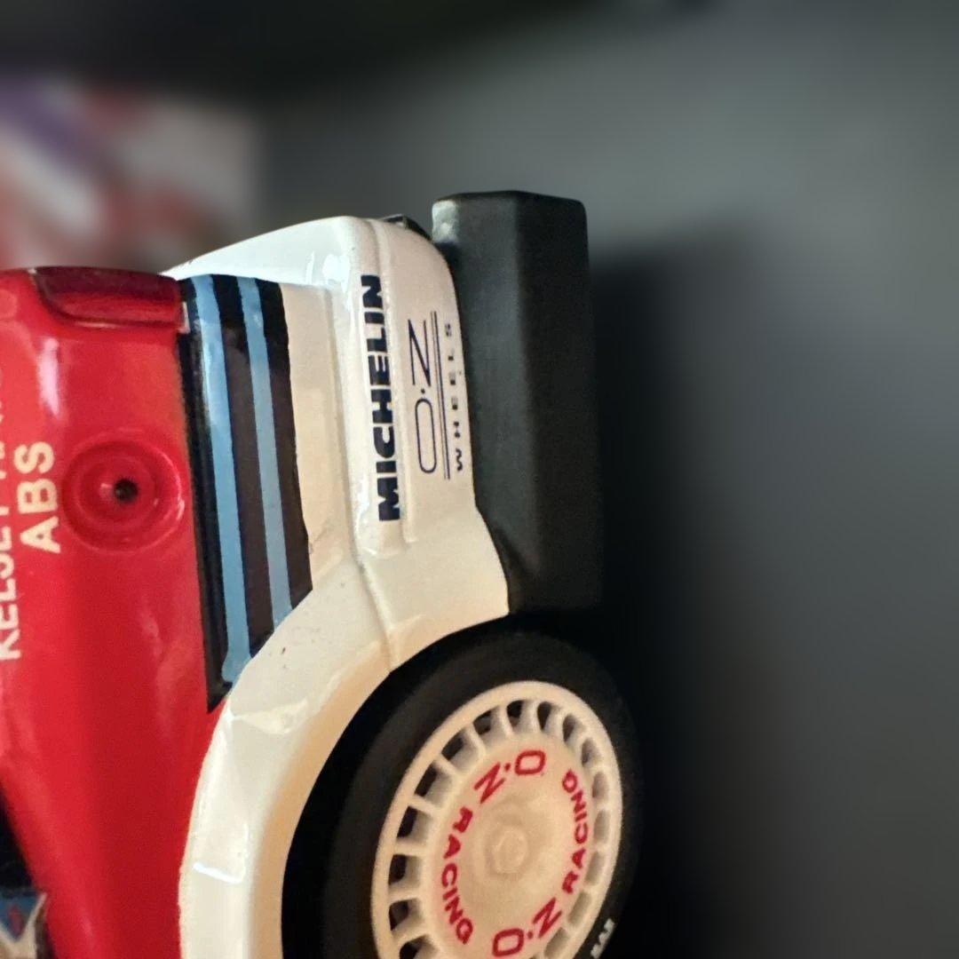 アルファロメオ　155 1/18 UT MODELS MINICHANPS