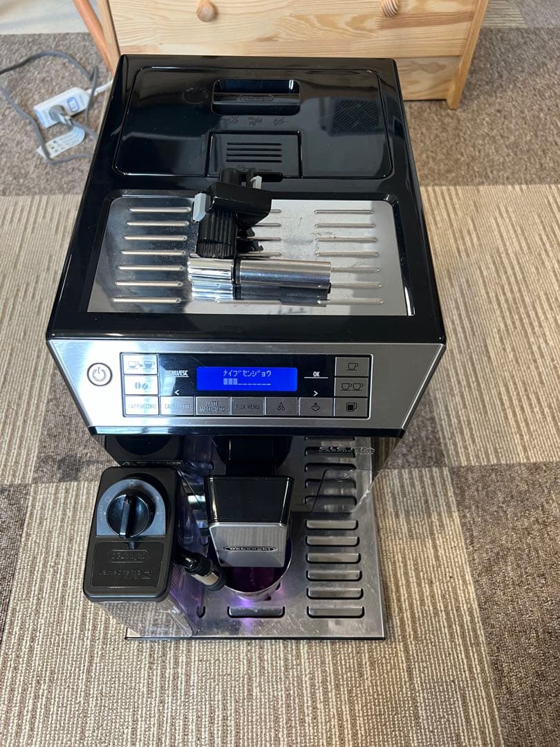 デロンギ　エレッタカプチーノトップ　ECAM45760B 全自動コーヒーマシン