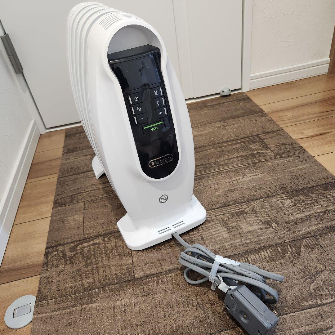 極美品　デロンギ　オイルヒーター　NJ0505E