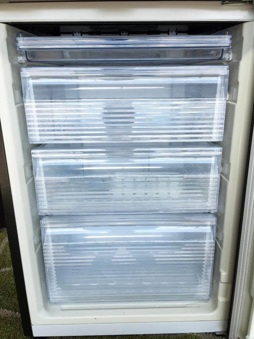 送料込み★シャープ☆2ドア冷蔵庫☆280L☆プラズマクラスター☆