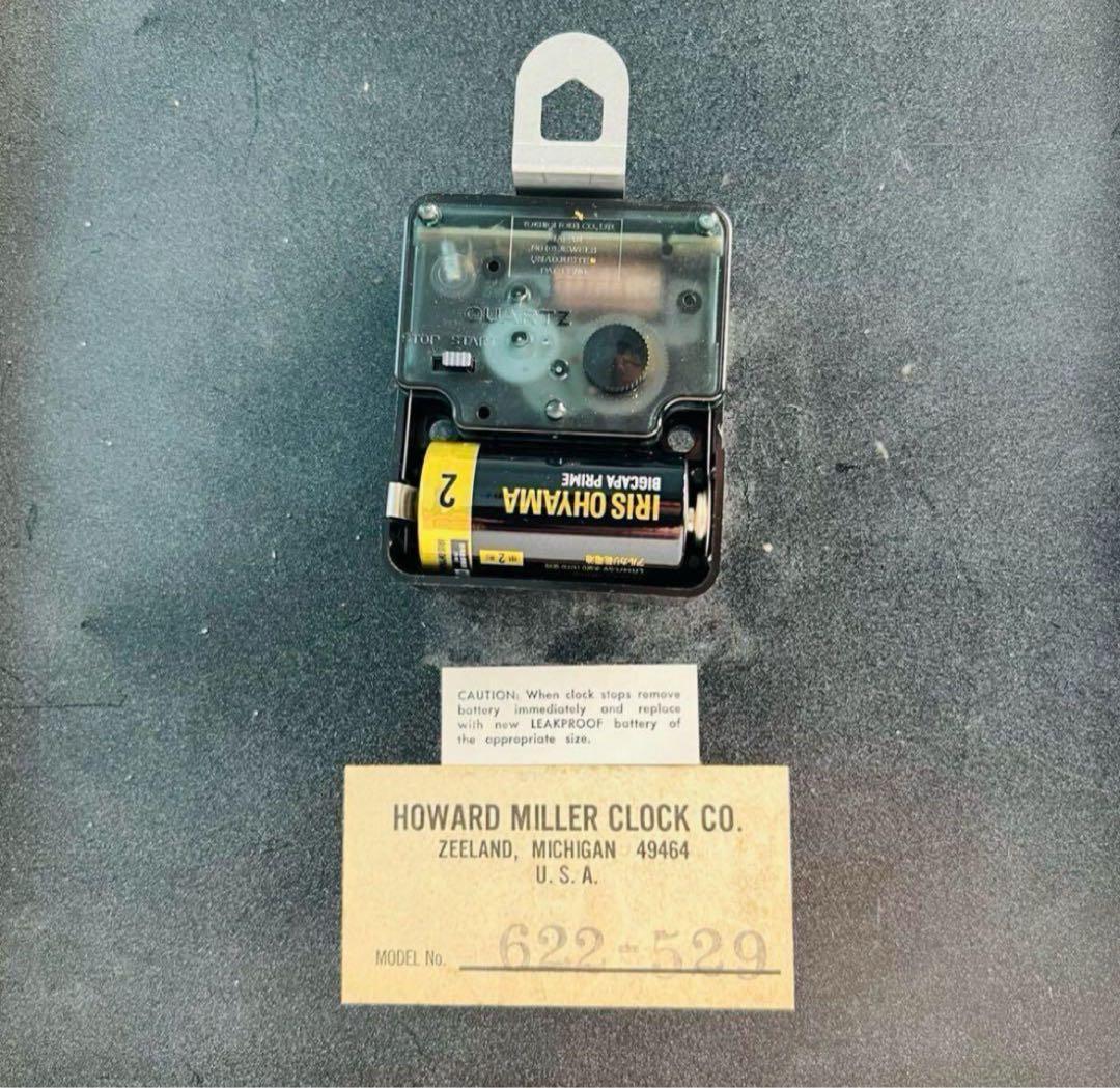HOWARD MILLER 木製掛時計