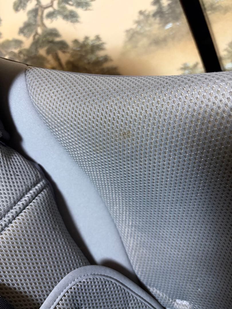 Combi 車用チャイルドシート グレー 日よけ付き