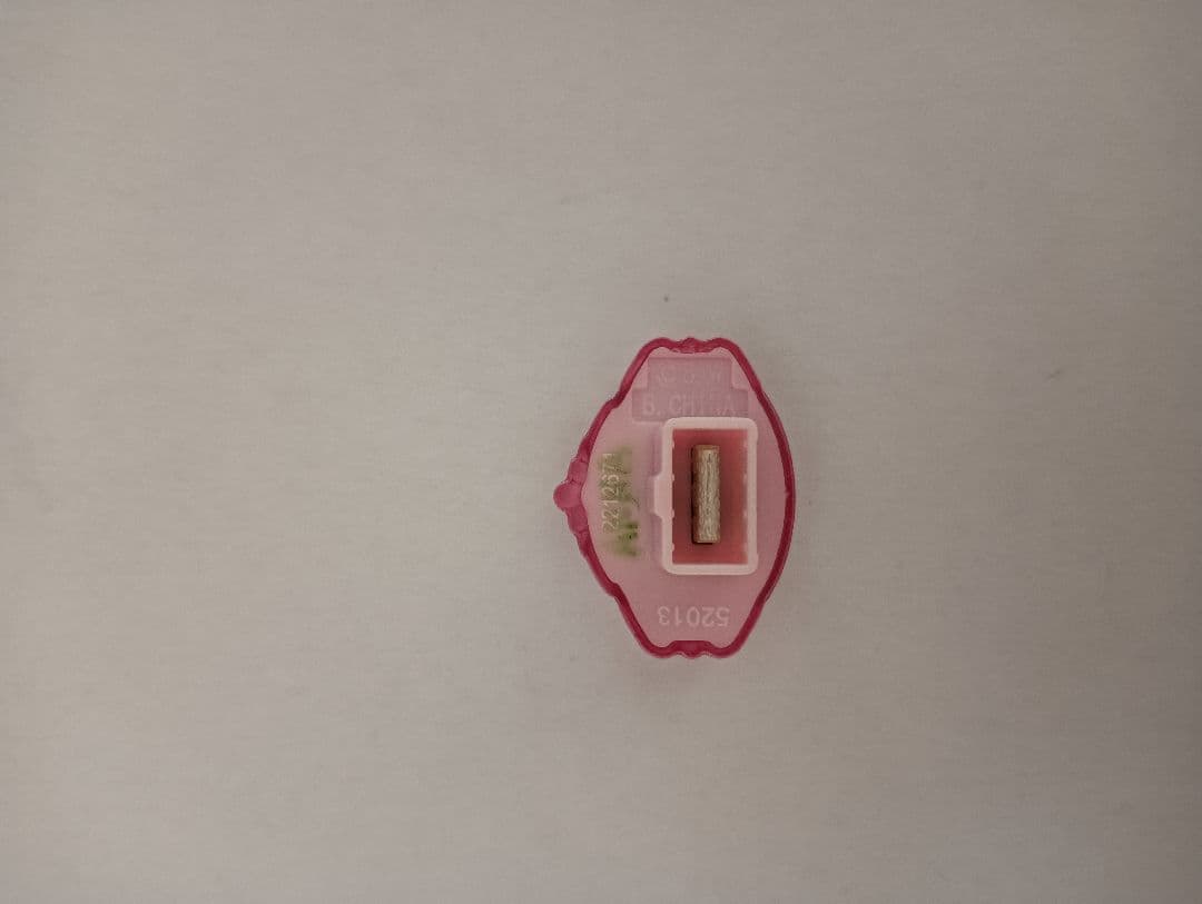 たまごっちピース　たまデコピアス　アニバーサリーチェンジ！