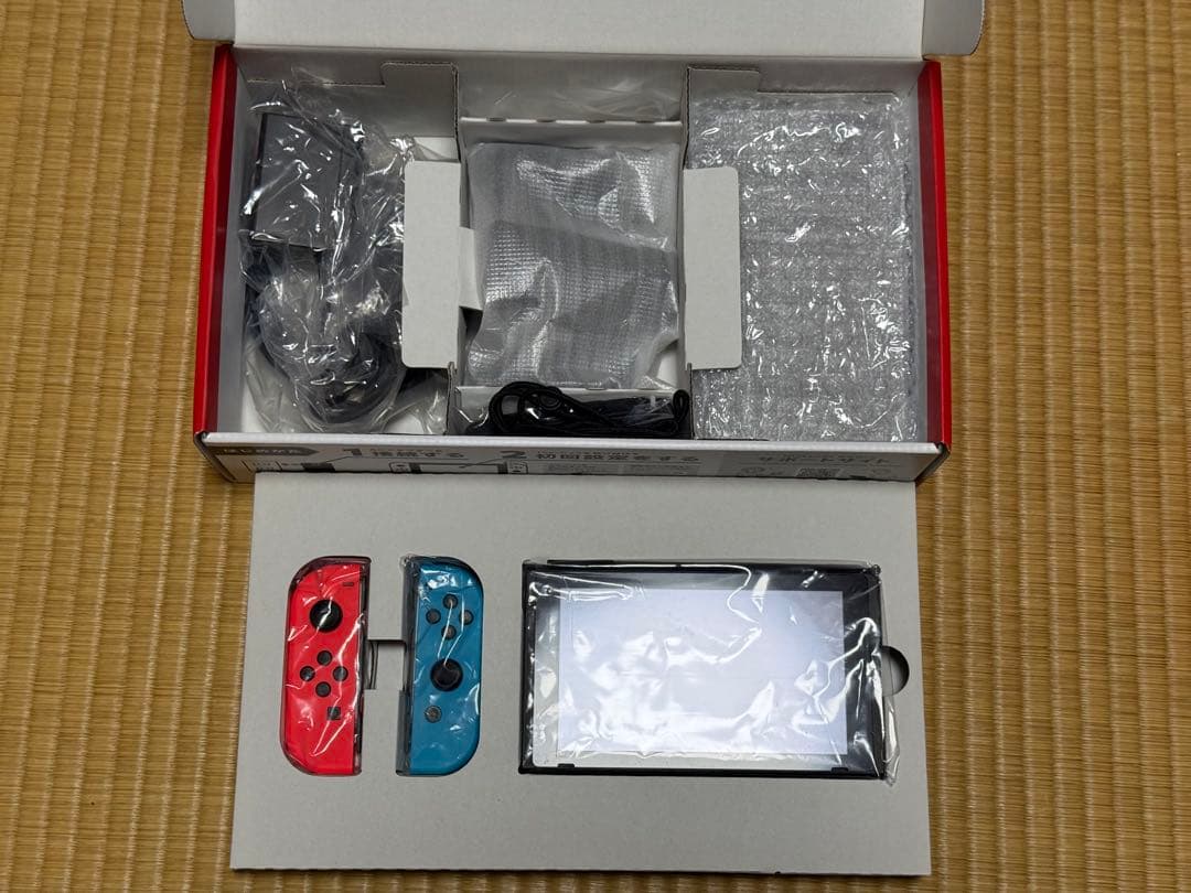 Nintendo Switch (ニンテンドースイッチ)本体