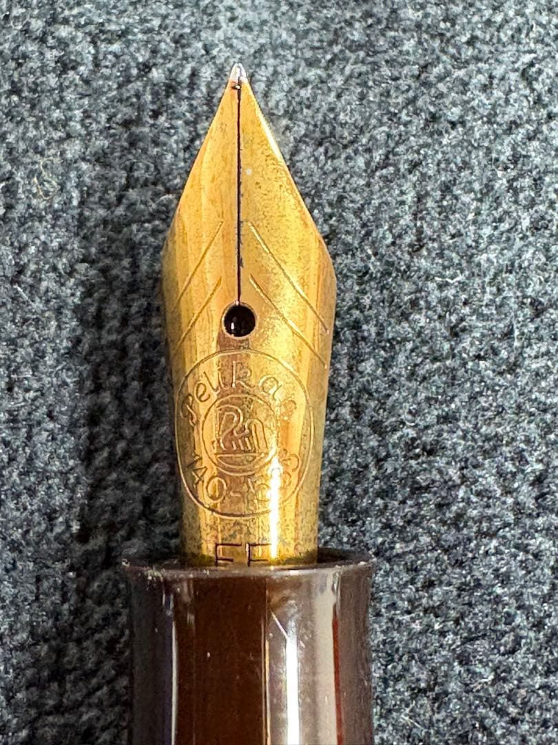 Pelikan 万年筆 ブラウン