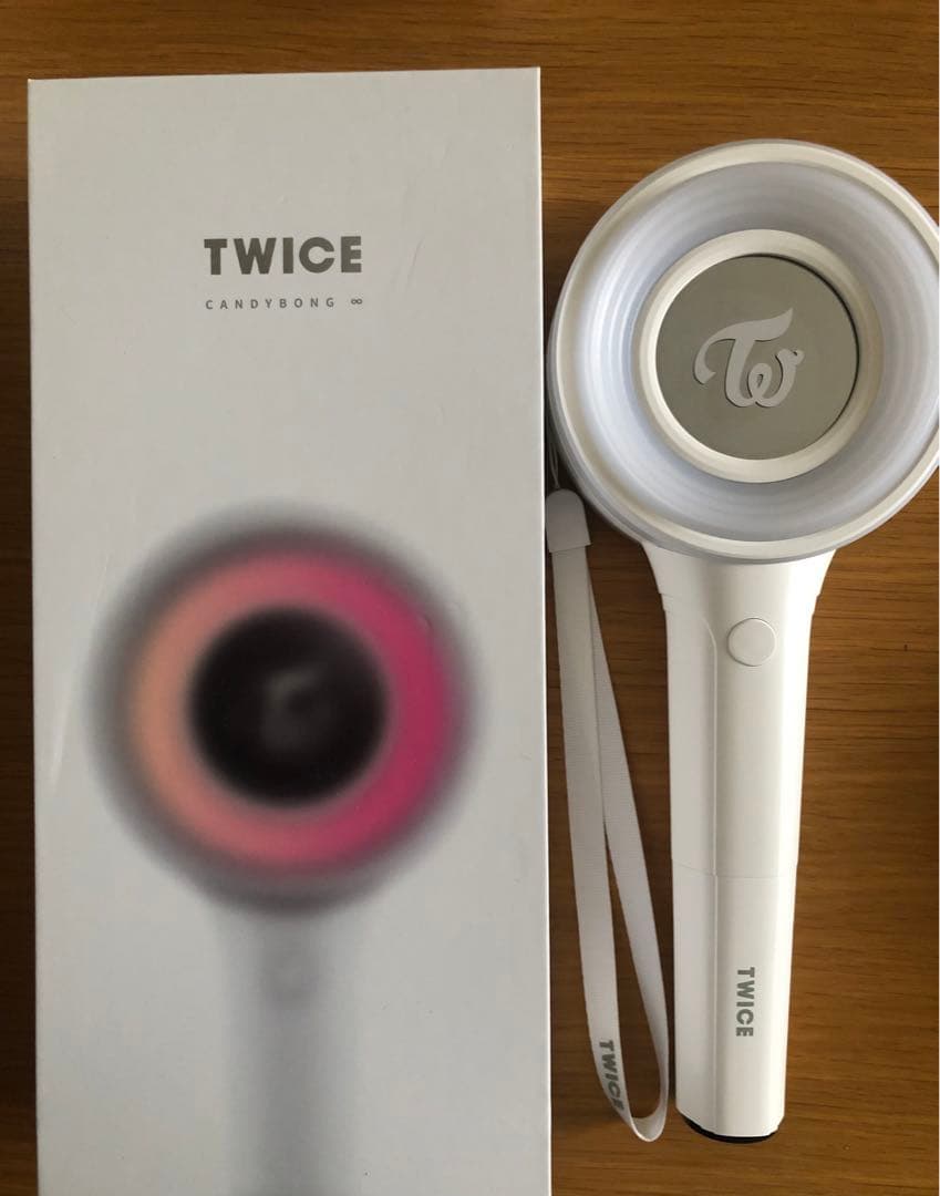 TWICEペンライト　新旧セット