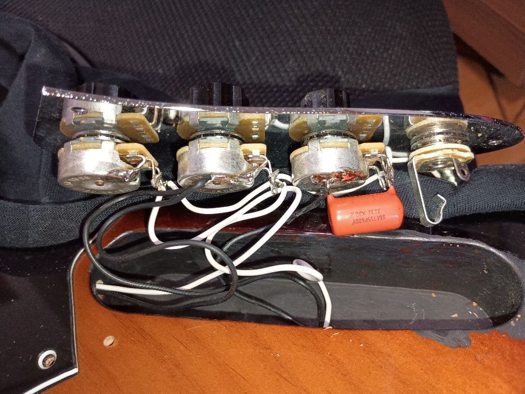 ベース Geddy Lee Jazz Bass 3-Color Sunburst