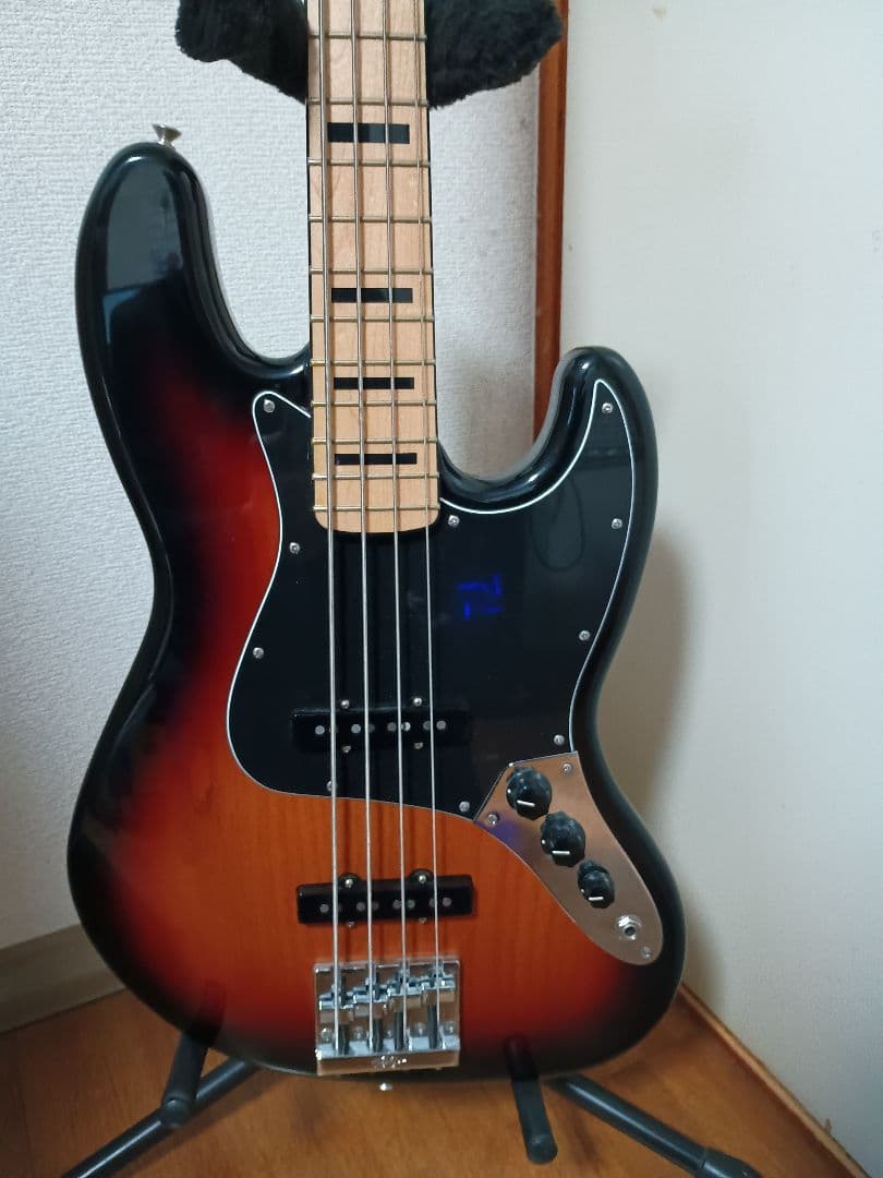 ベース Geddy Lee Jazz Bass 3-Color Sunburst