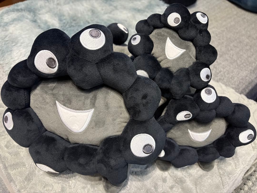 黒ミャクミャク　3体セット