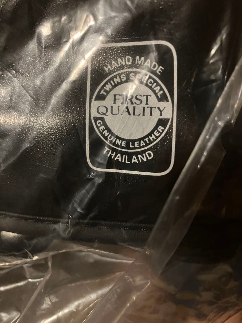 新品 Twins ボクシンググローブ 14oz