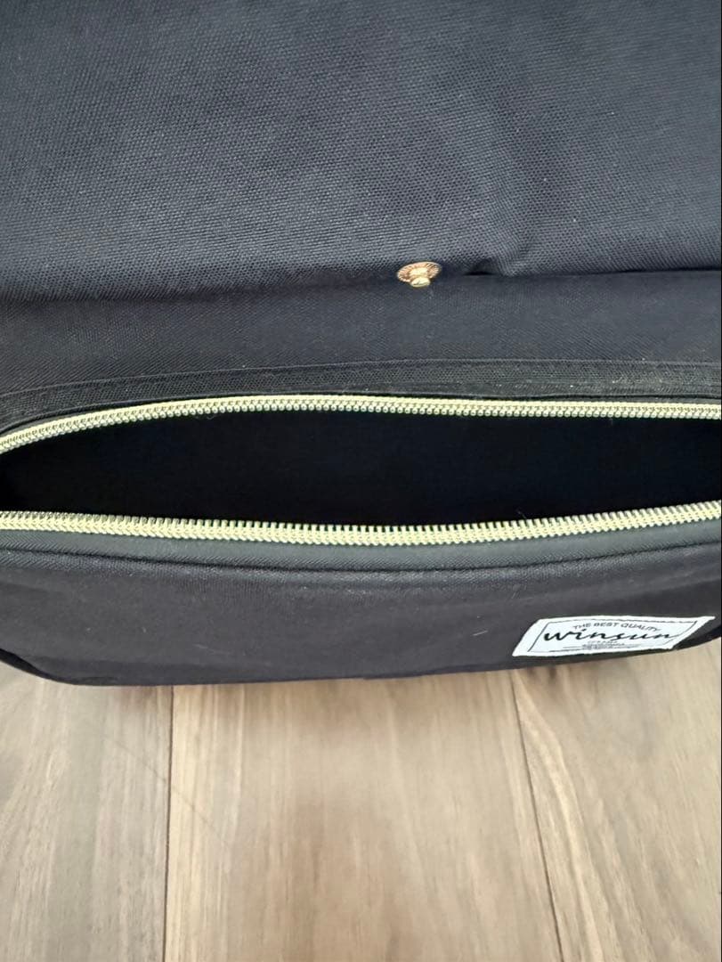 ペット 犬用 猫 高級 キャリーバッグ 黒いナイロン メッシュ素材 ペットバッグ