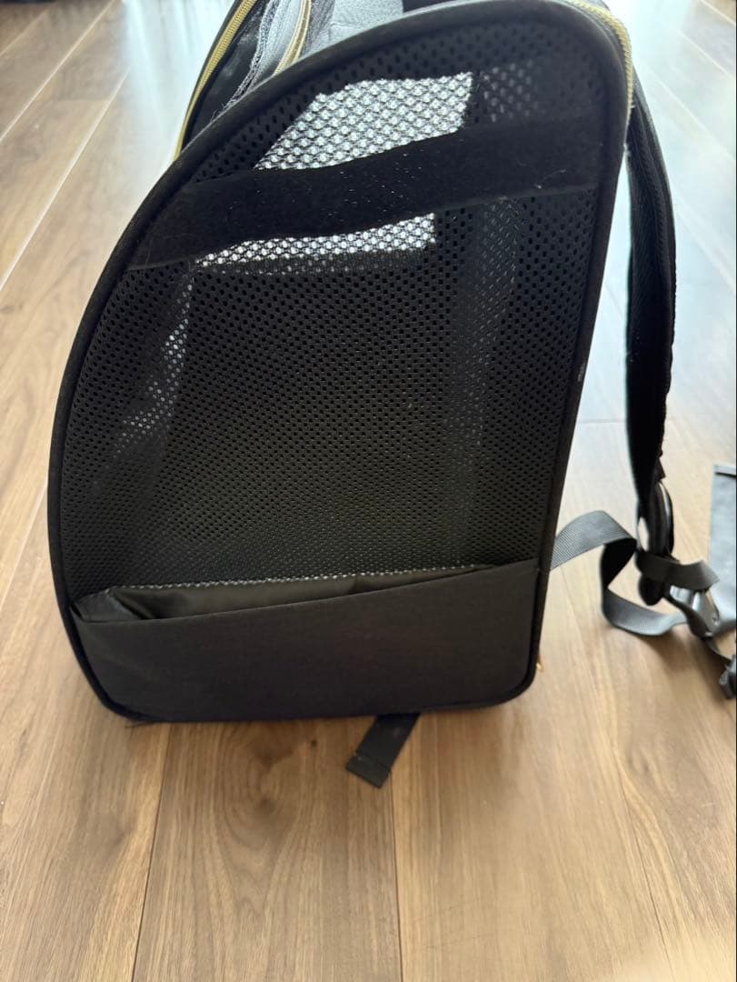 ペット 犬用 猫 高級 キャリーバッグ 黒いナイロン メッシュ素材 ペットバッグ