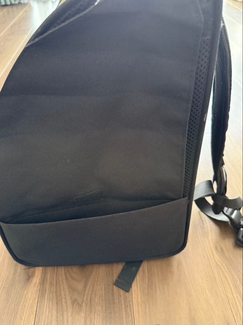 ペット 犬用 猫 高級 キャリーバッグ 黒いナイロン メッシュ素材 ペットバッグ