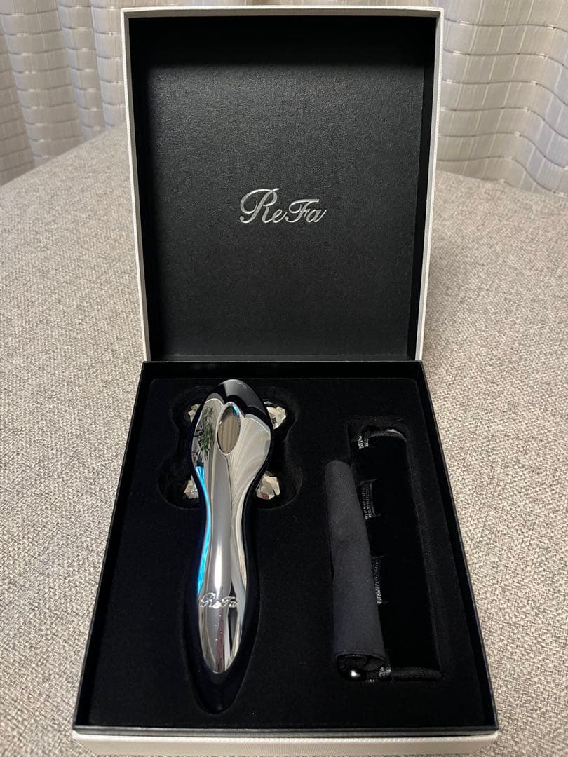 美品！リファReFa RF-FC1932B SILVER