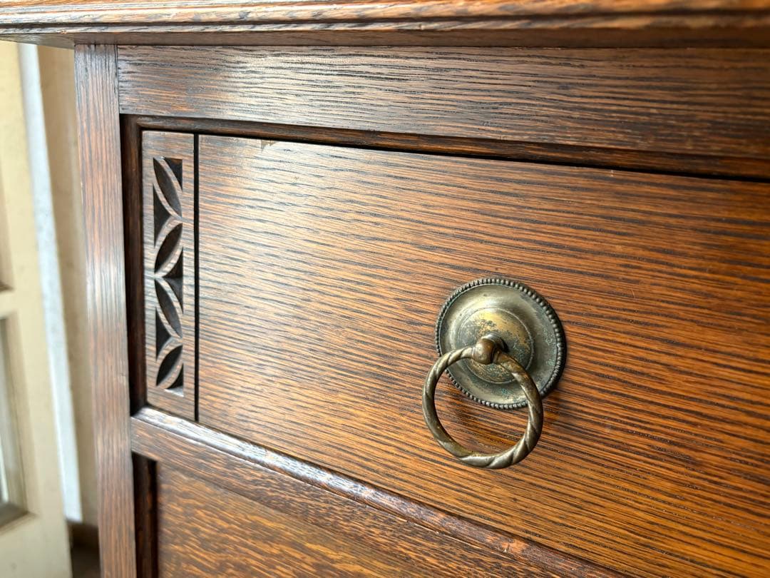 イギリスアンティーク オーク材ドレッサー 楕円形ミラー付き