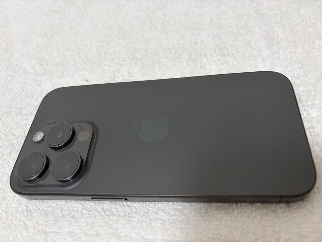 iPhone 15 Pro 128GB｜ブラックチタニウム | 128GB