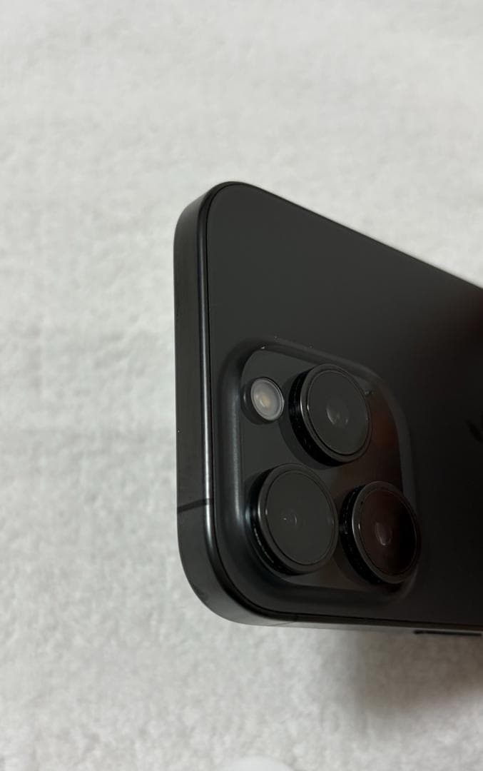 iPhone 15 Pro 128GB｜ブラックチタニウム | 128GB