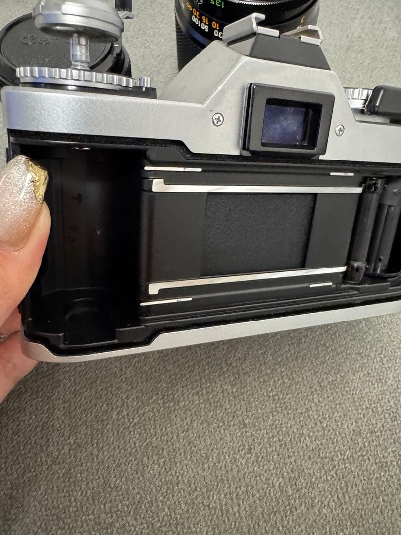 Canon AE-1 フィルム一眼レフカメラ