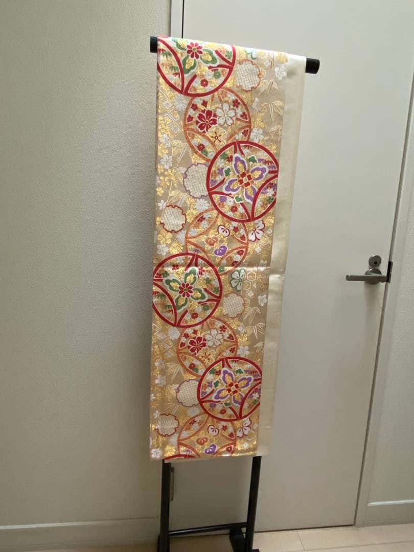 中古品 振袖用　袋帯 440cm クリーム系 正絹 古典 上品