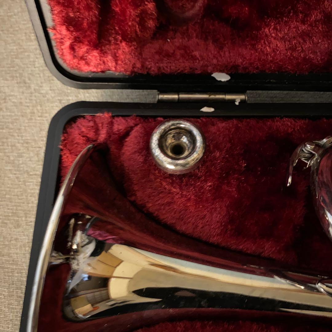 Yamaha YTR1310トランペット本体 日本製 マウスピース付き