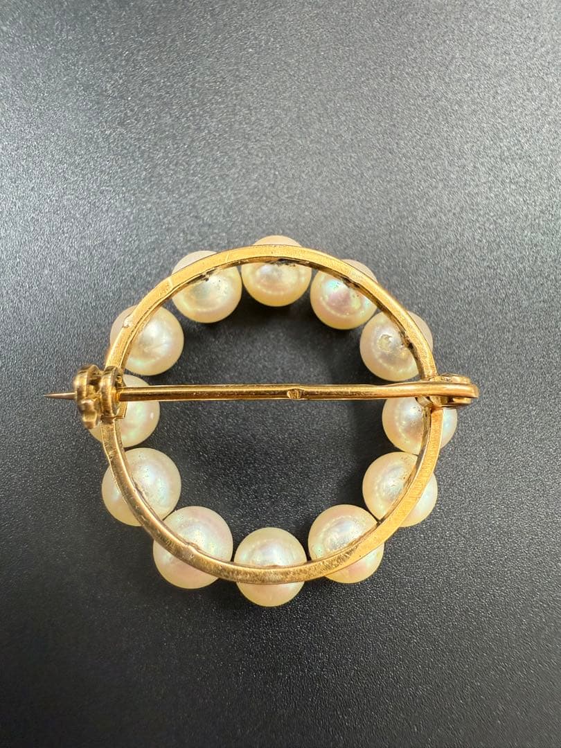 アンティーク　パール　円形ブローチ　鷲の頭ホールマーク(フランスK18)あり