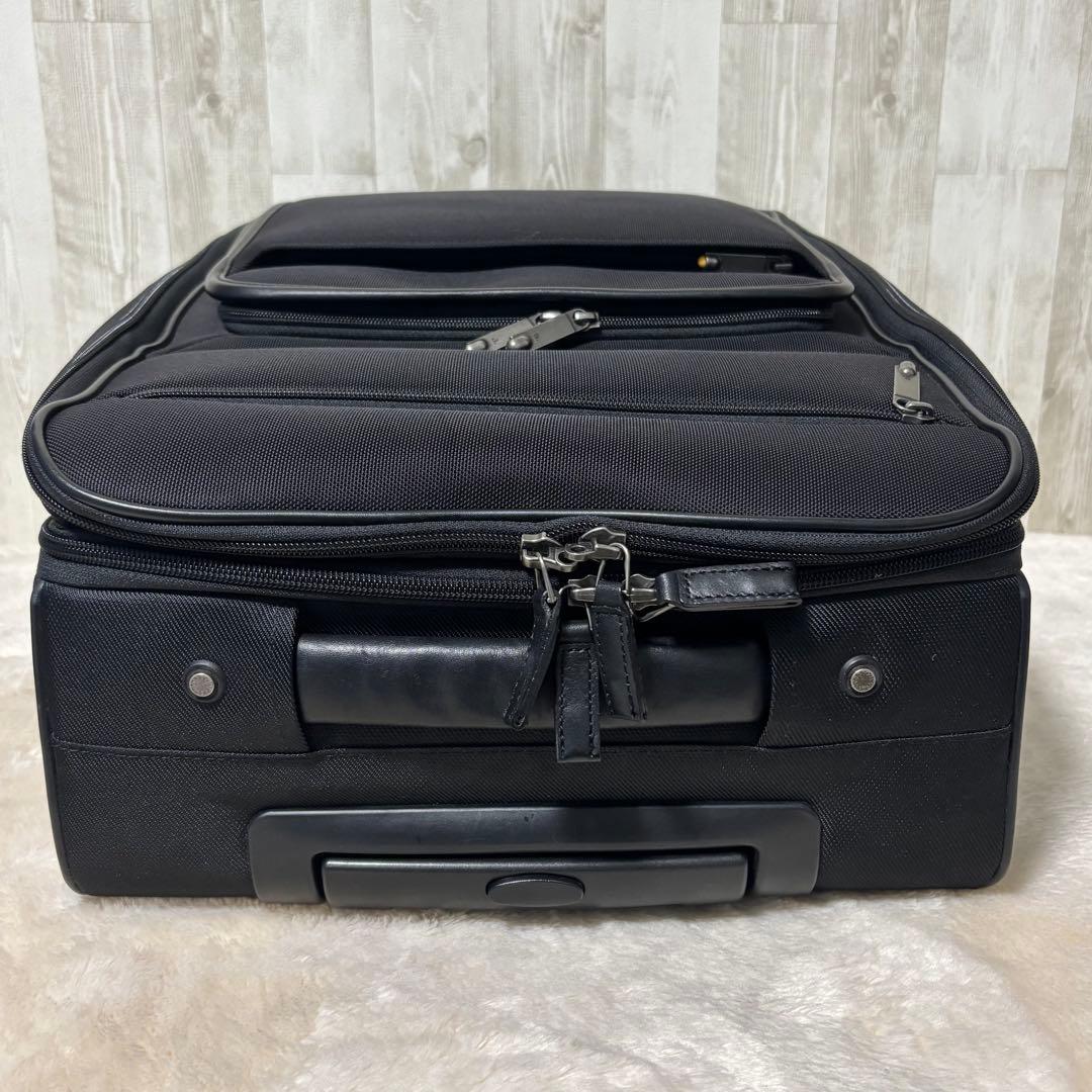 エース キャリーケース スーツケース PC収納 機内持込可