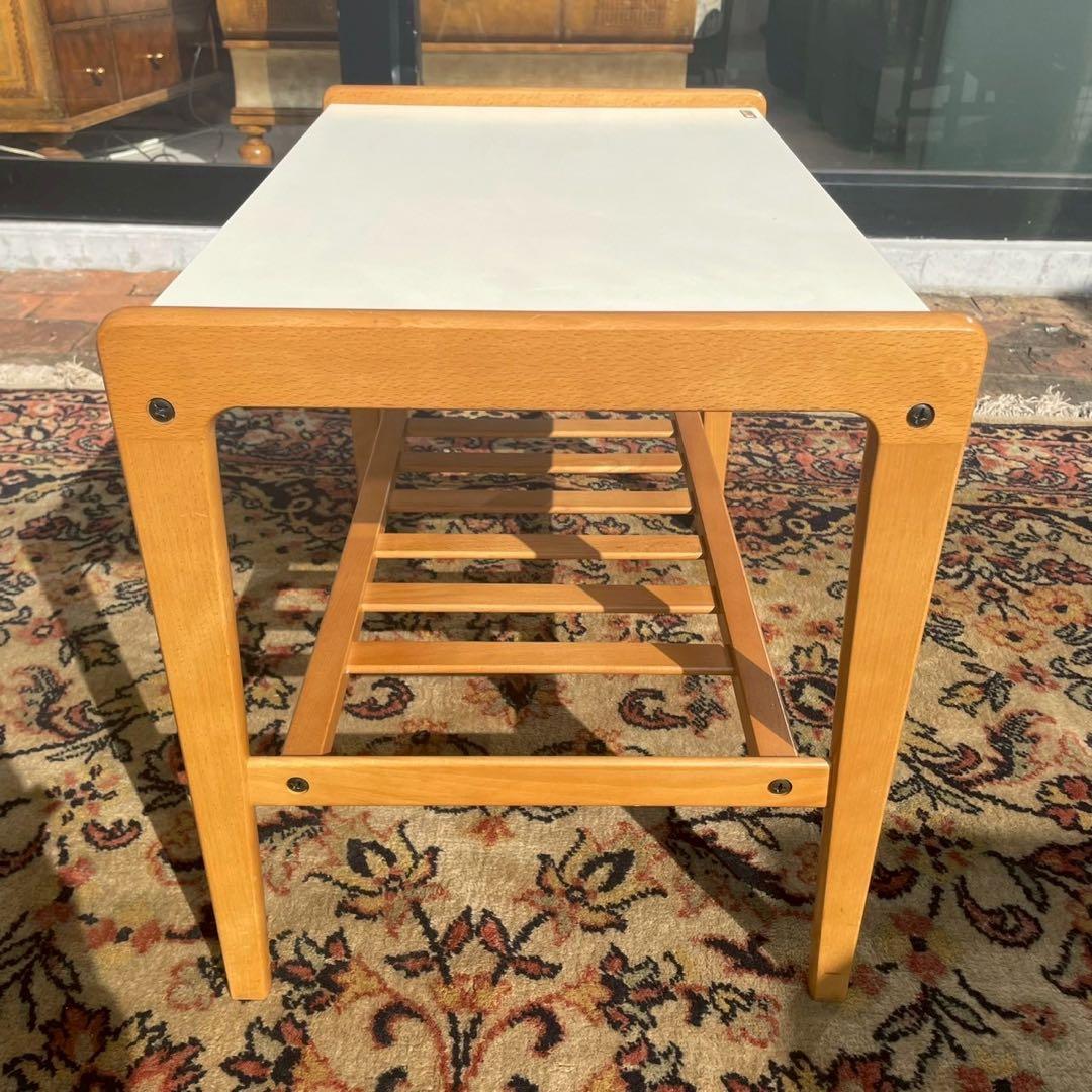 カリモク　サイドテーブル　ローテーブル　ミニ　小さめ　白色