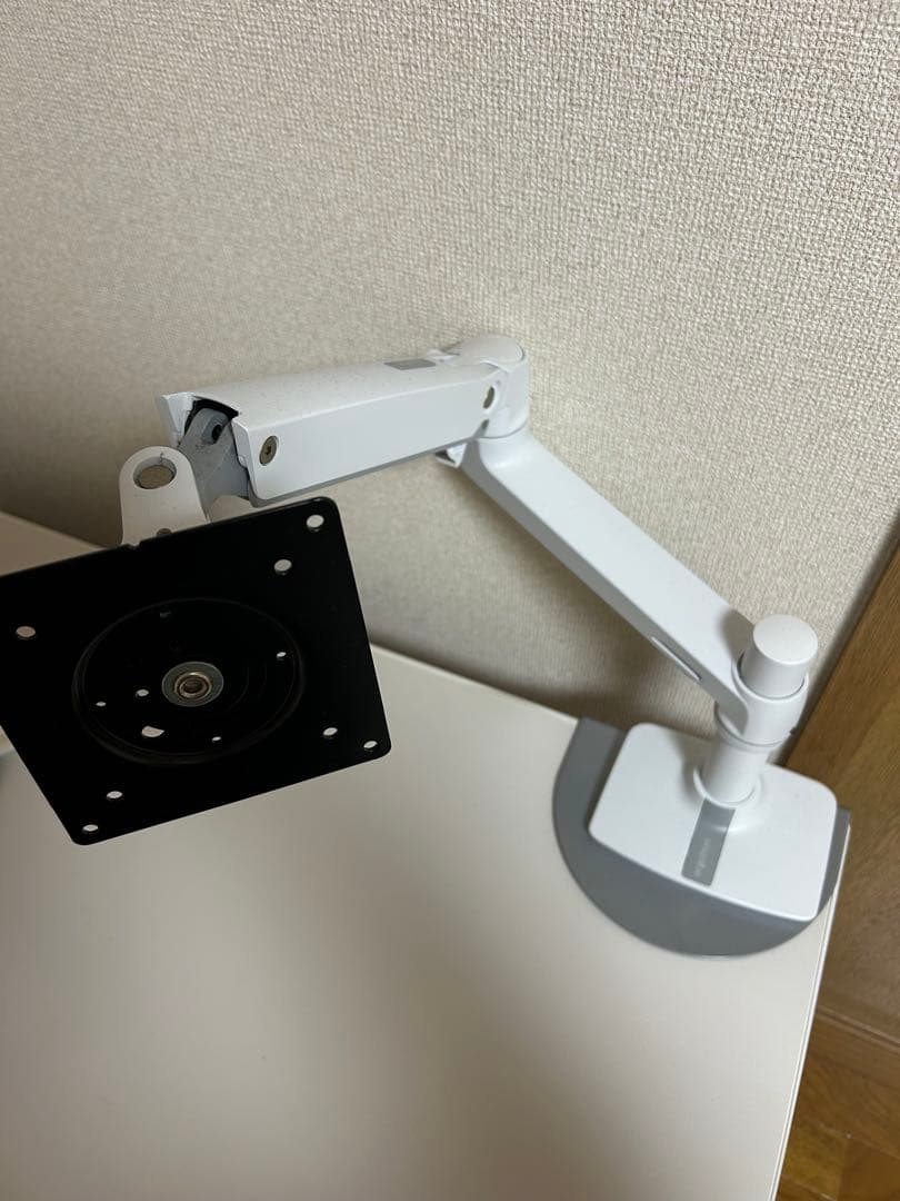 うぉず　エルゴトロン LX モニターアーム おまけ付