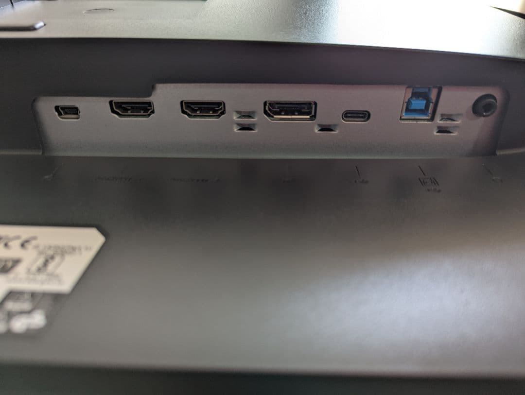 写真編集の定番！BenQ SW270C　キャリブレーションモニター