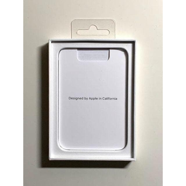 【新品・箱なし】純正MagSafe対応 iPhoneレザーウォレット・ブラック①