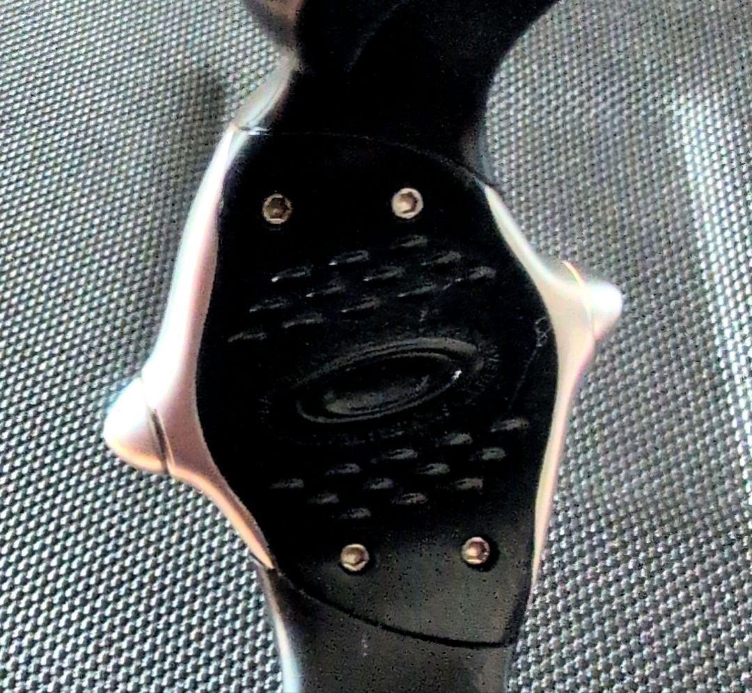 廃盤OAKLEYオークリー最終値下げ CRUSH 電池交換必須