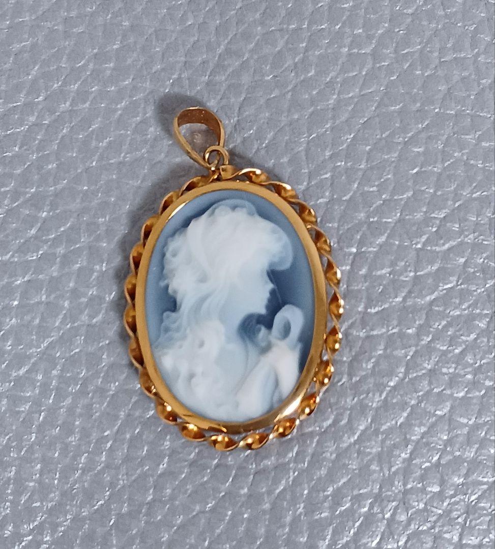 ブルーカメオ　ペンダントトップ　バチカン枠GOLD [最終お値下げです]