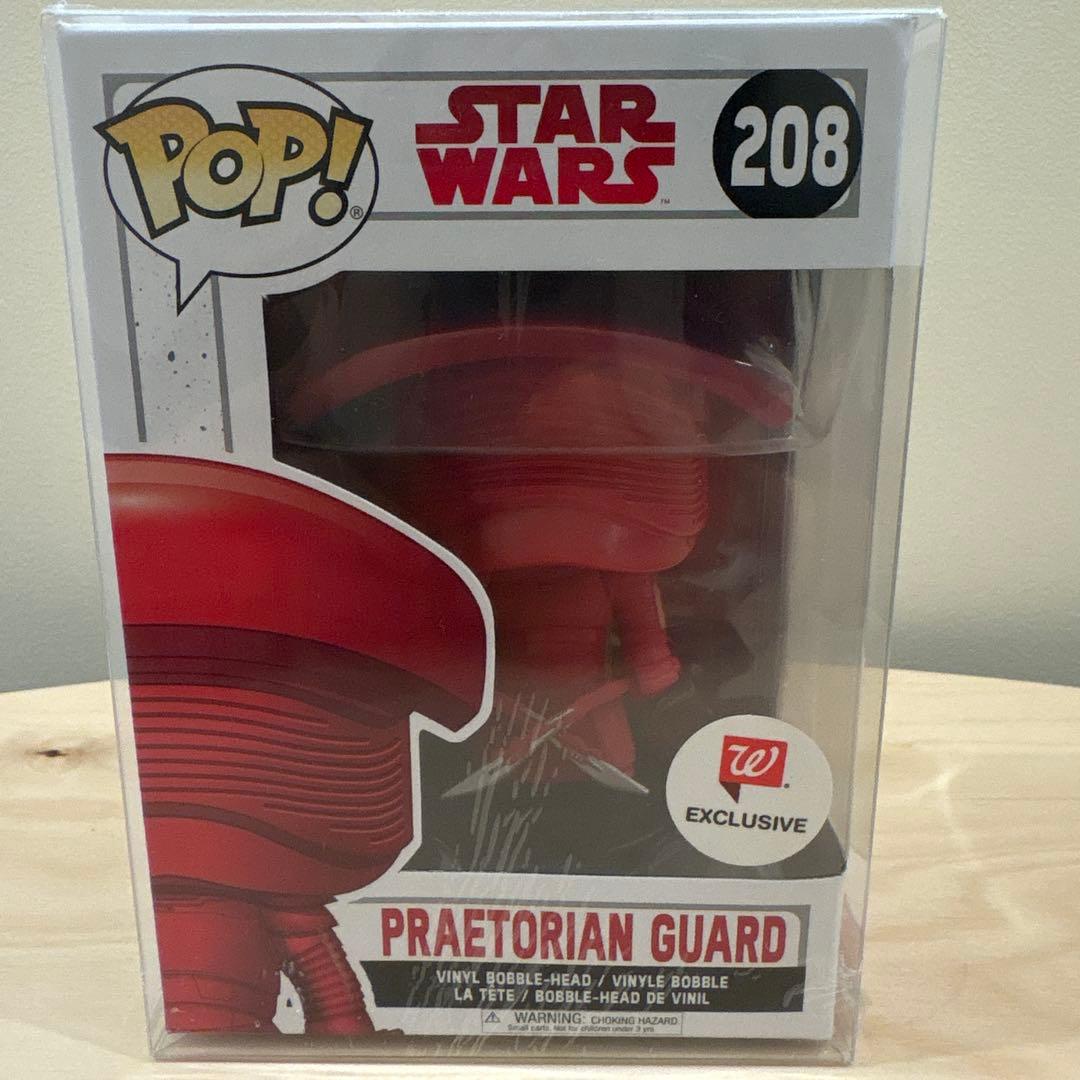 【新品　限定品含】Funko popスターウォーズフィギュア 4体　保護ケース付