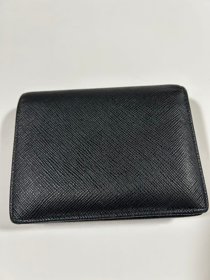 プラダ 2つ折り財布 レザー 三角ロゴ ブラック 美品　1MV204