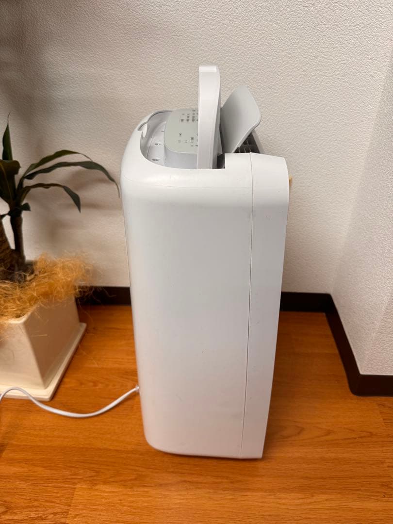 SHARP 除湿機 CV-R71-W 2024年製 清掃済 プラズマクラスター