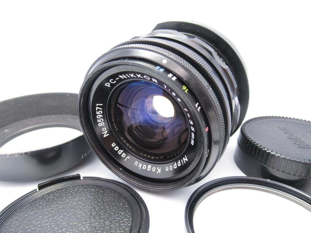 綺麗です。Nikon PC-Nikkor 35mm F2.8 管理F19V V