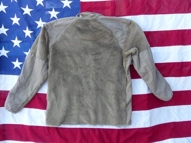 米軍実物　ポーラテックフリースジャケット　L-L　GEN3 ECWCS　127