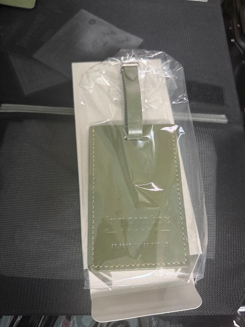 イノベーター　アルミ　ブラック　限定　36L 機内持ち込み可　キャリーケース