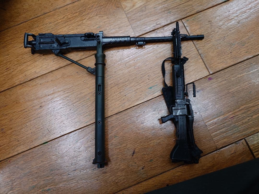 ジープ アクションフィギュア付き