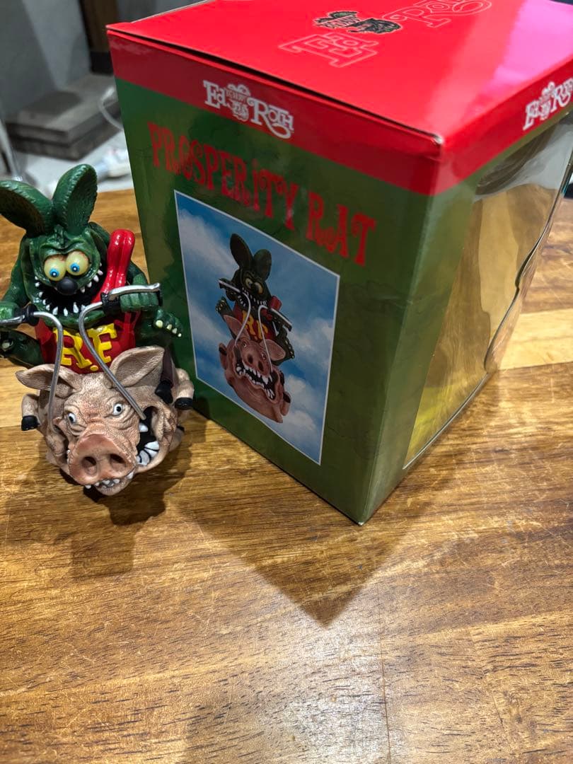 ラットフィンク フィギュア 豚乗り