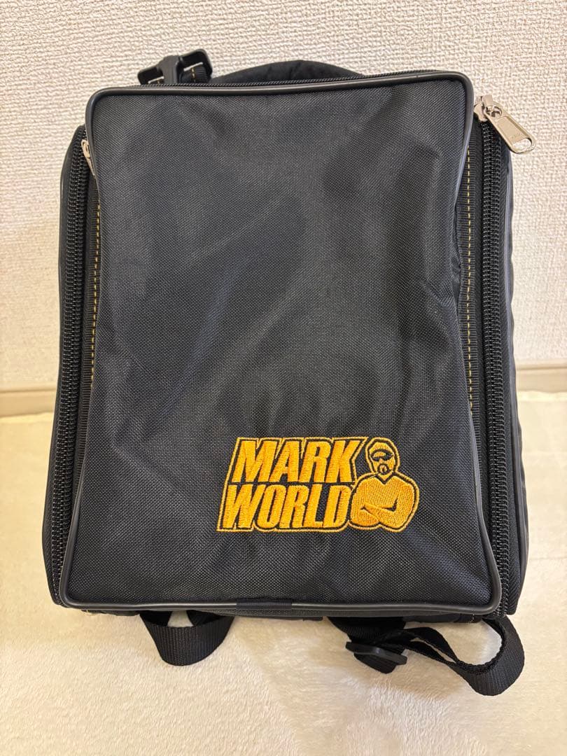 Markbass Little Mark IVベース用アンプ　ケース&ケーブル付