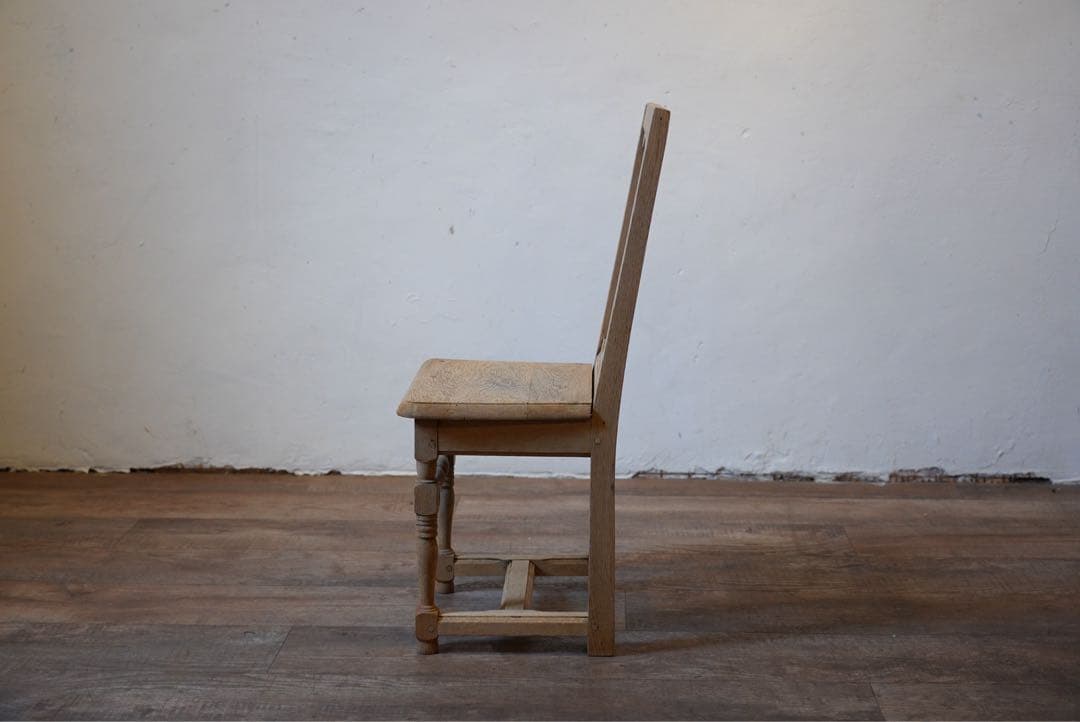フランスアンティーク　ロレーヌチェア 古い木製の椅子 イス ダイニングチェア